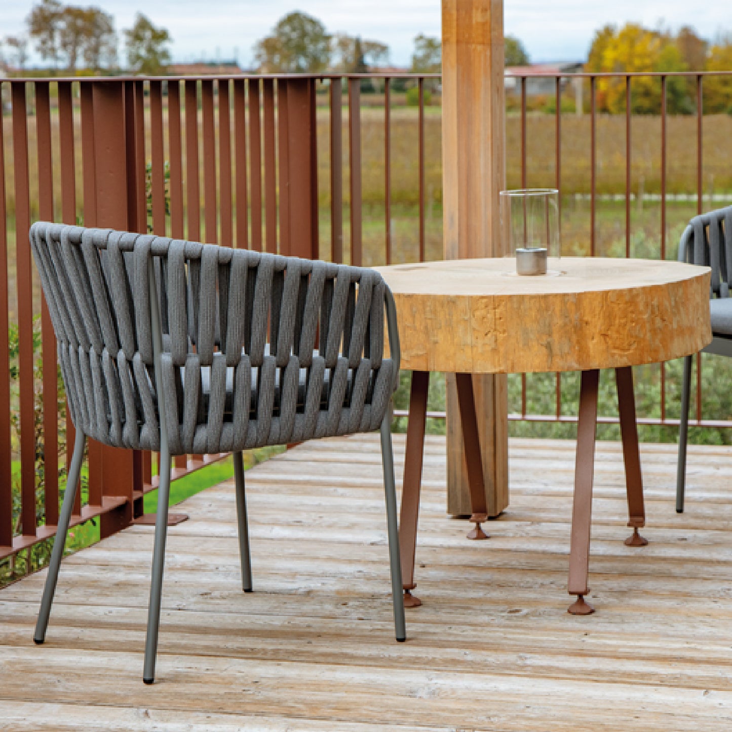 Soho Outdoor Armchair – Handwoven Rope & Aluminium Garden Seating