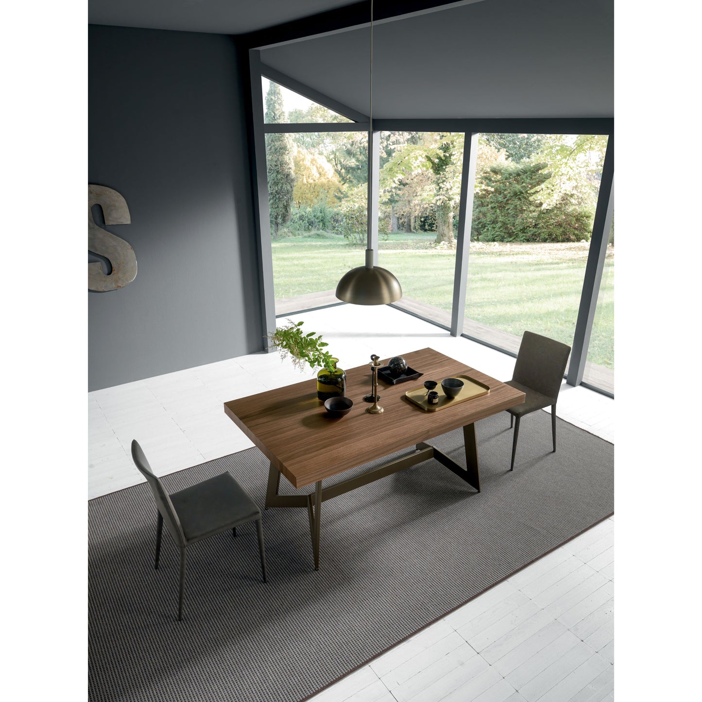 Altacom extendable dining table with modern metal base and wood top