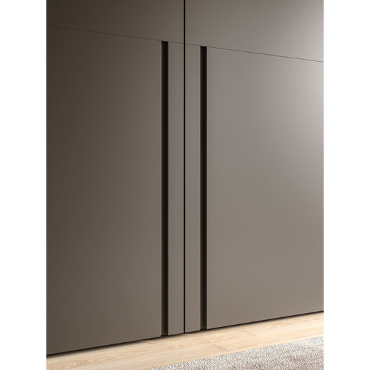 Night 27 Sliding Wardrobe with Aries Door