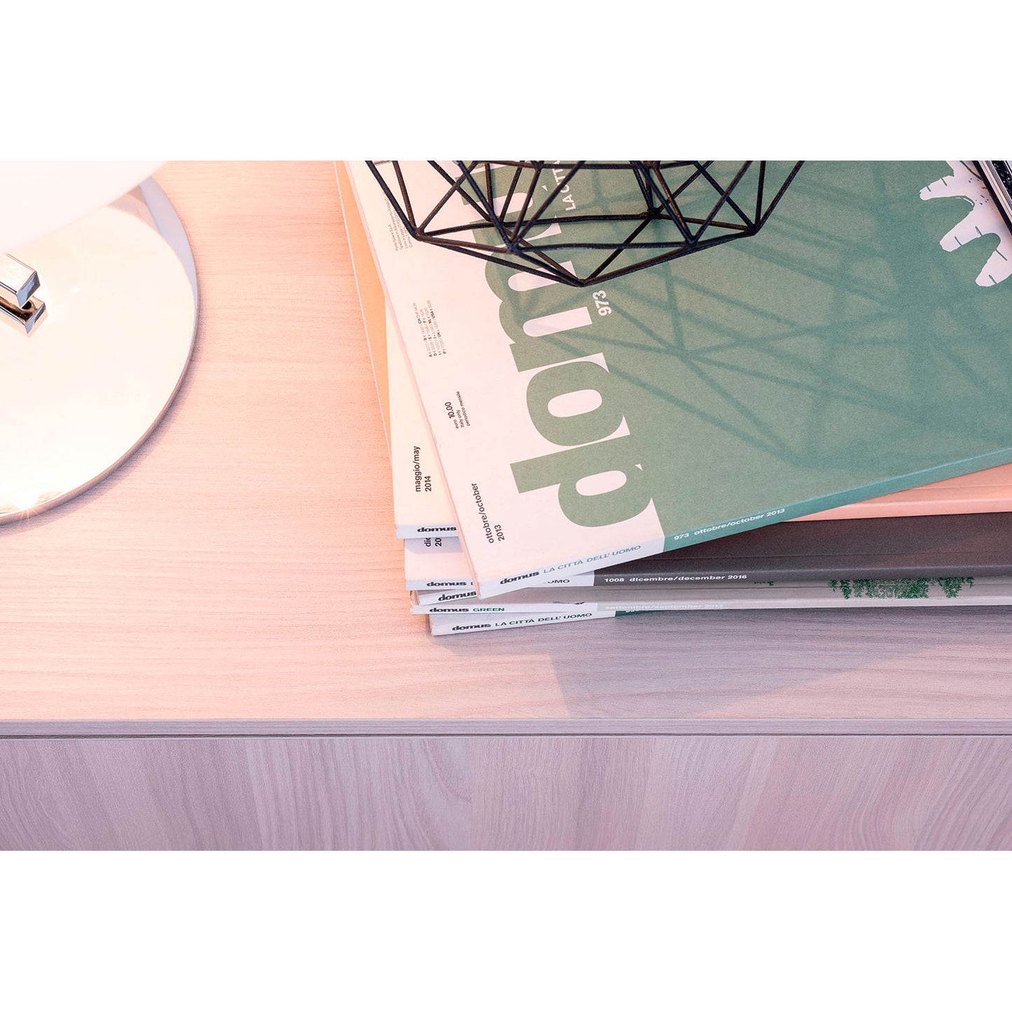 IM20-04 Wardrobe Foldaway Bed with table by Clever