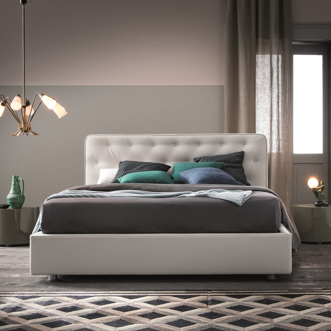Style your Bedroom with Modern Furniture Pieces