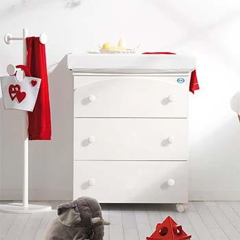 BABY CHEST OF DRAWERS
