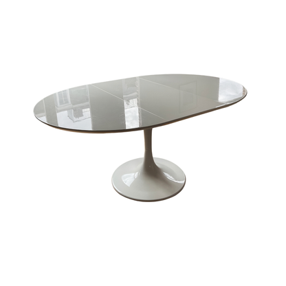 Large Extendable Oval Tulip Dining Table – Italian Saarinen Style
