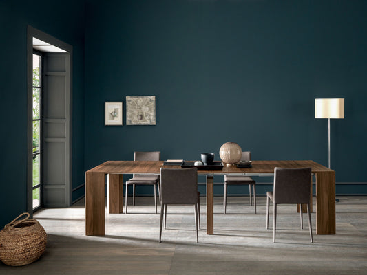 Altacom David extendable table fully opened into large wooden dining table with chairs