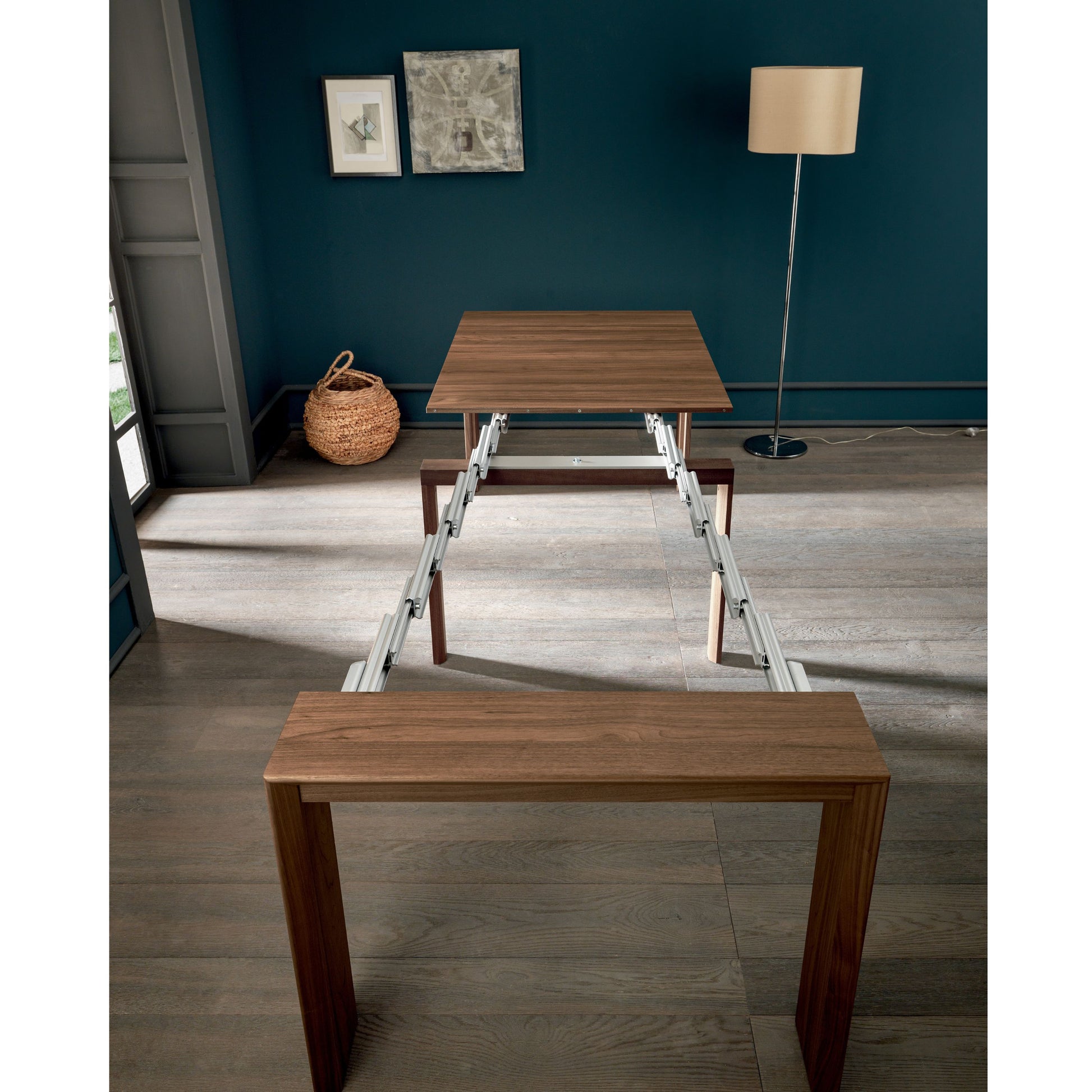 Altacom David extendable table opening system with metal extension rails visible