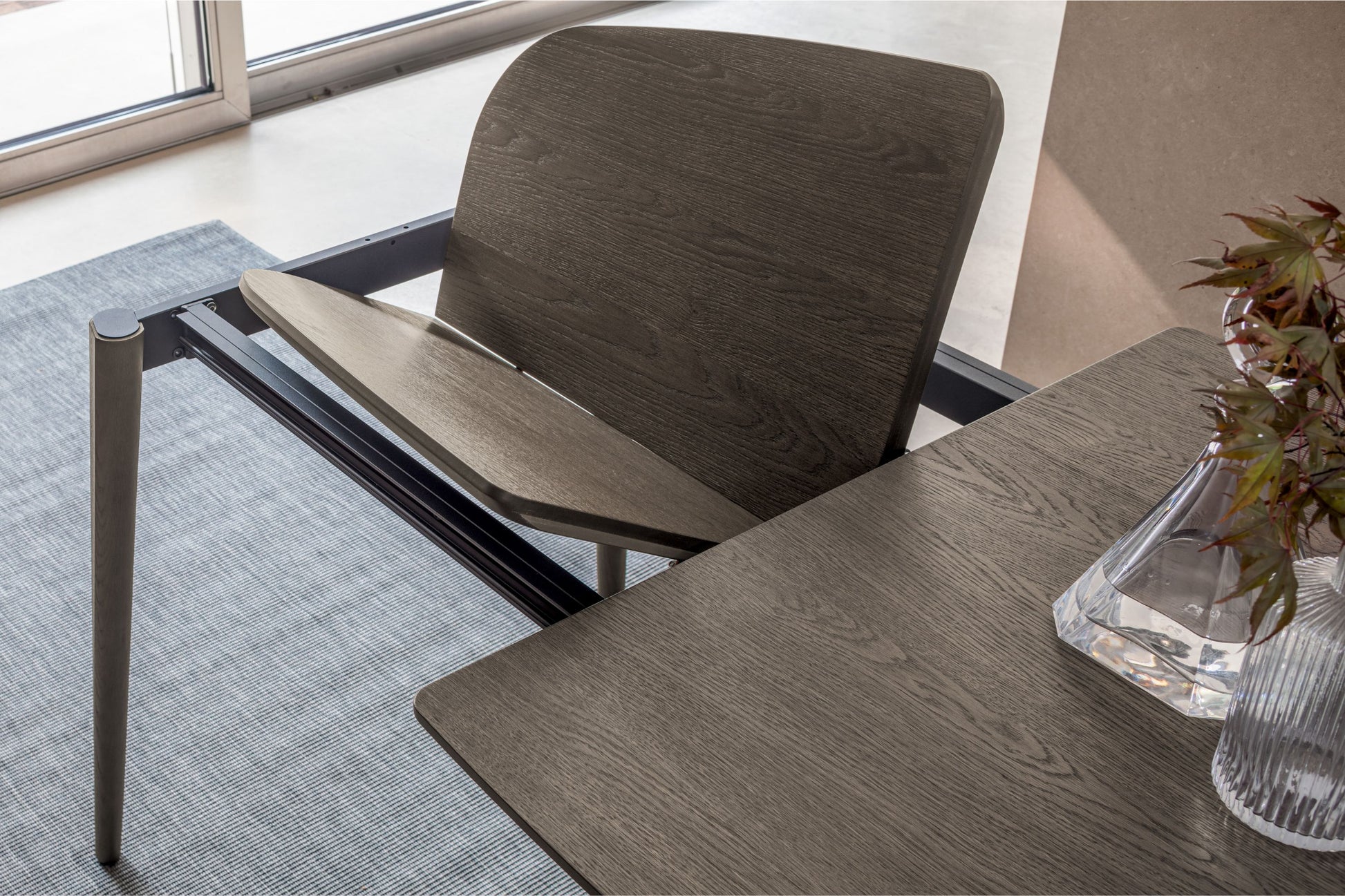 Altacom dining table extension mechanism with folding leaf system partially open