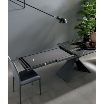 Altacom Sintesi extendable dining table close up of extension mechanism and frame structure