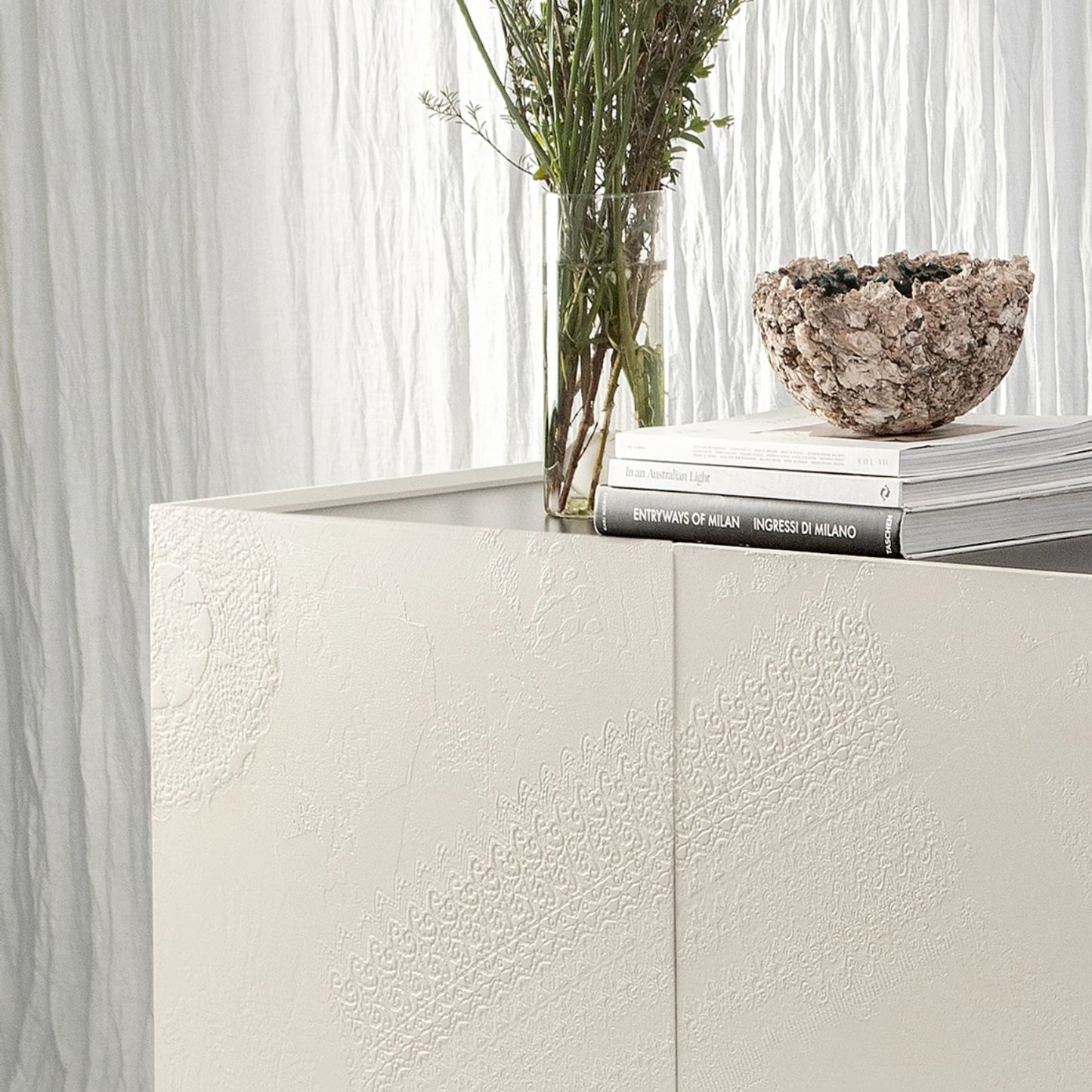 Elegant Pizzo Lace-Effect Sideboard Handcrafted Luxury