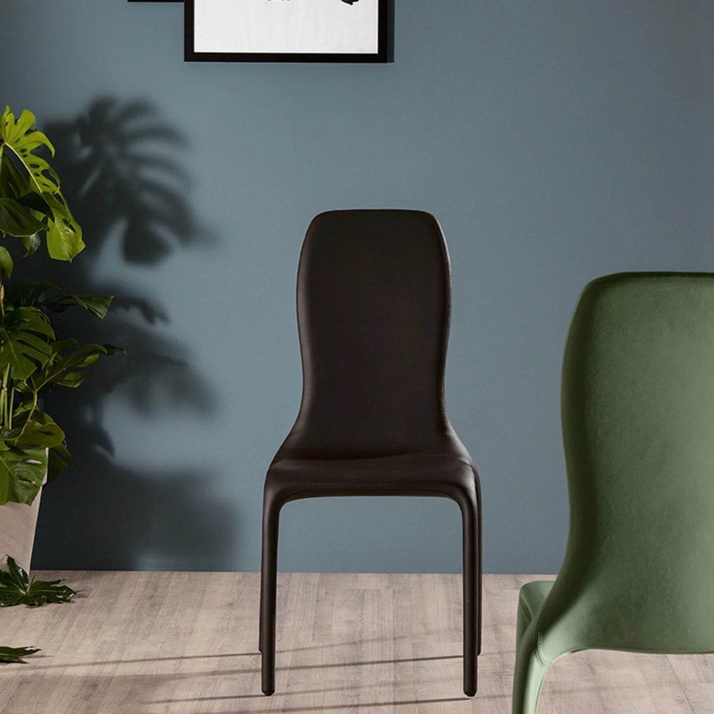 Lisetta Stylish Comfort in Foamed Polyurethane Chair