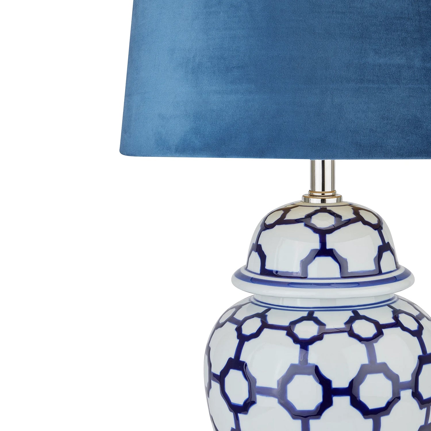 Acanthus blue and white ceramic lamp