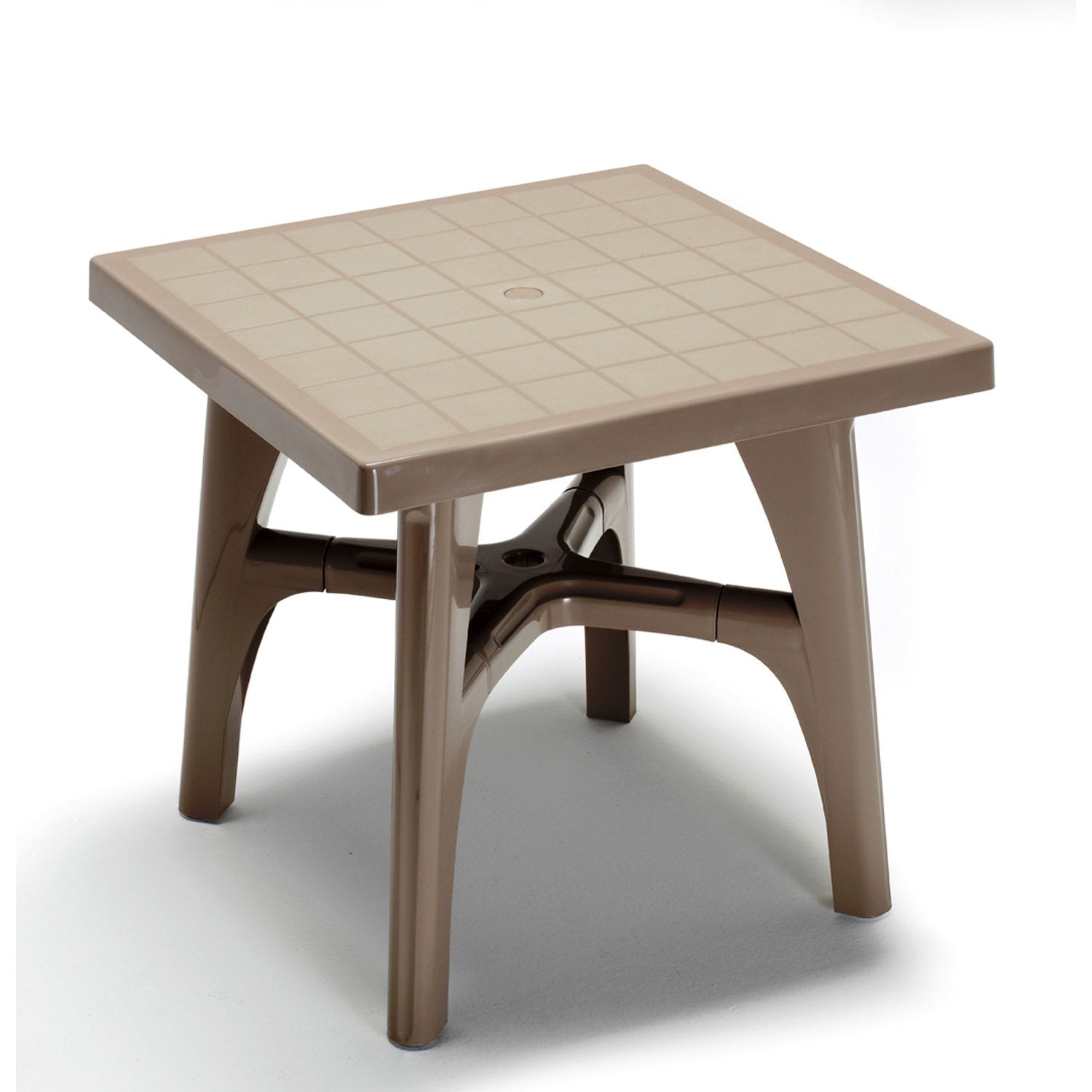 Quadramax dove grey rattan garden table by Scab Design - myitalianliving