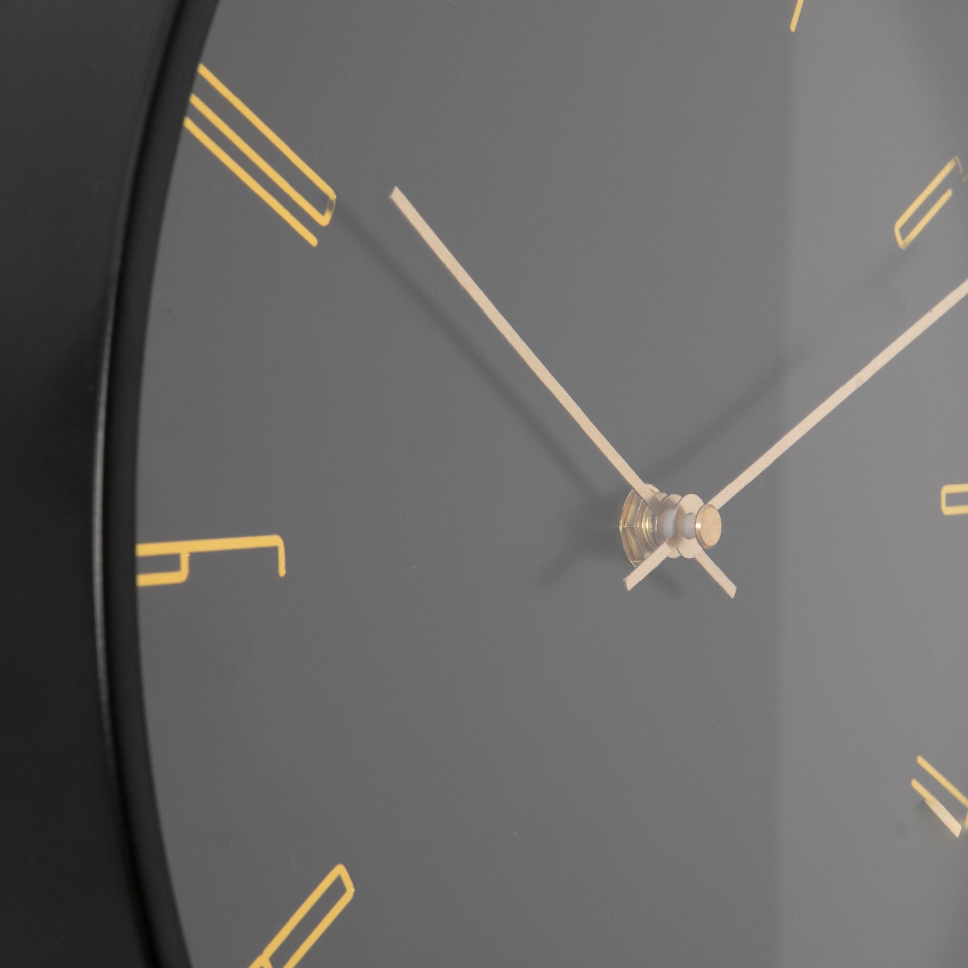 Black 12" Modern Mid-Century Analogue Clock
