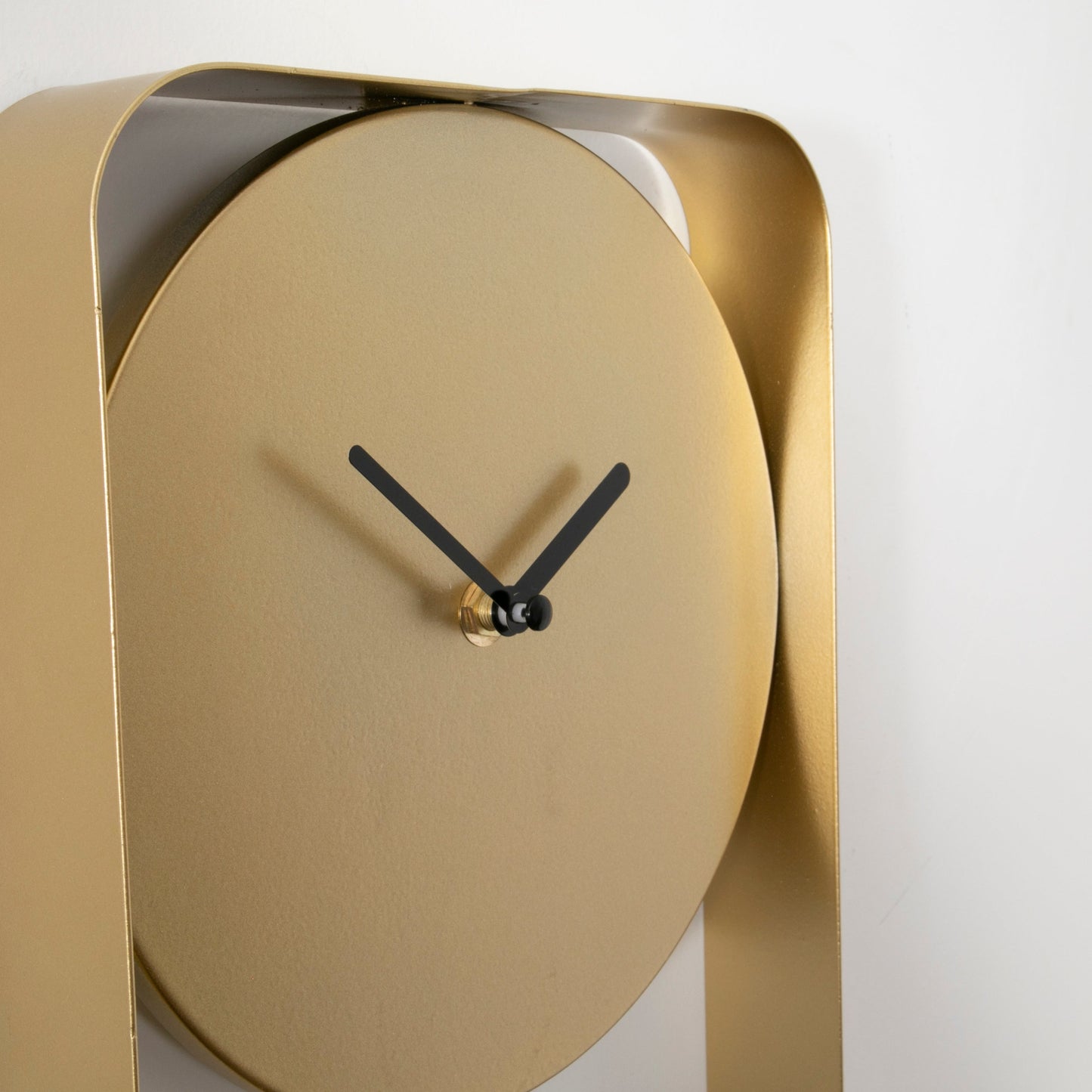 Modern Gold Metal Pendulum Wall Clock