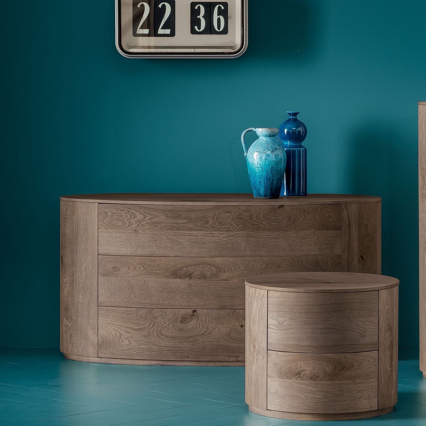 Christal elegant oval chest of 3 drawers by Dall'Agnese