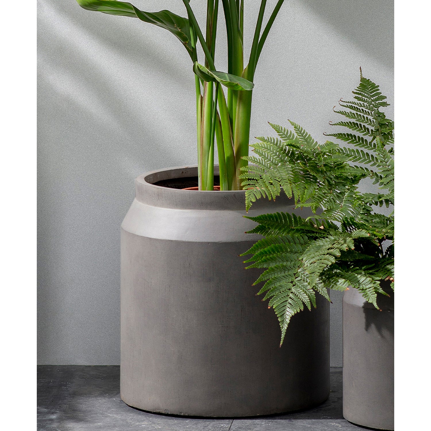 Set of 2 Draycott Planters Pebble Fibre Clay by Garden Trading