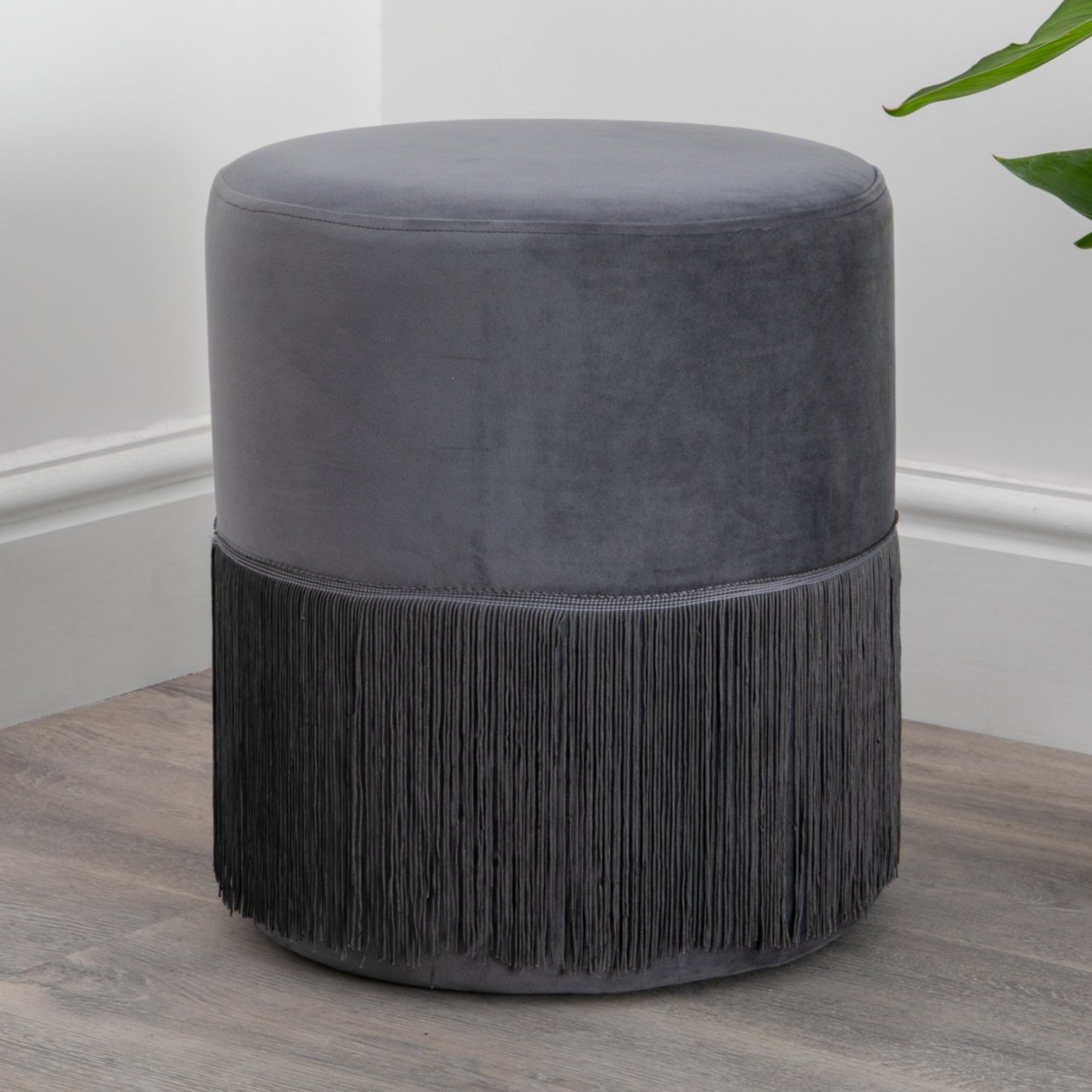 Round tassles stool by Native