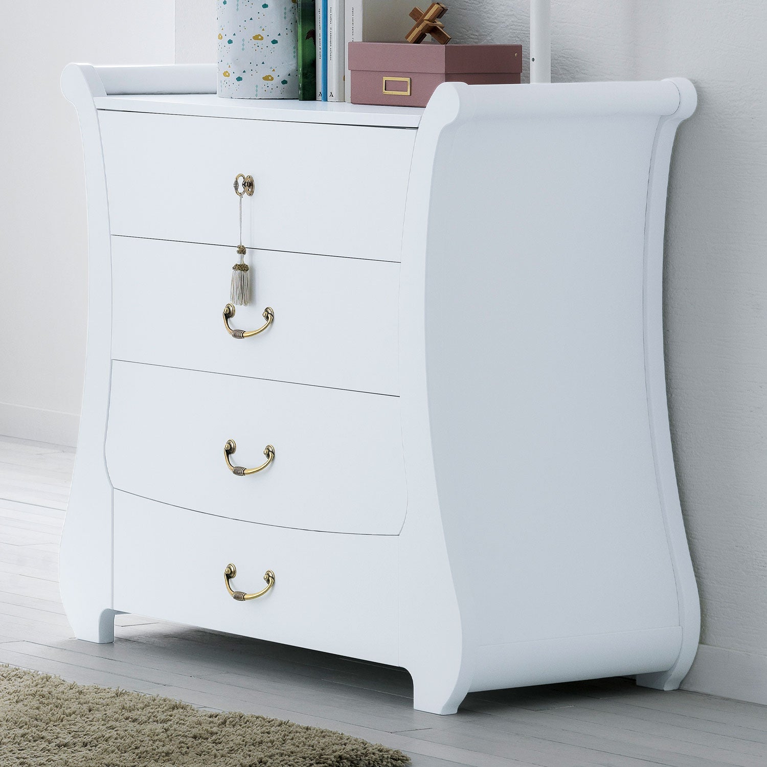 Tulip Chest of 4 Drawers with Baby Changing Pad by Pali