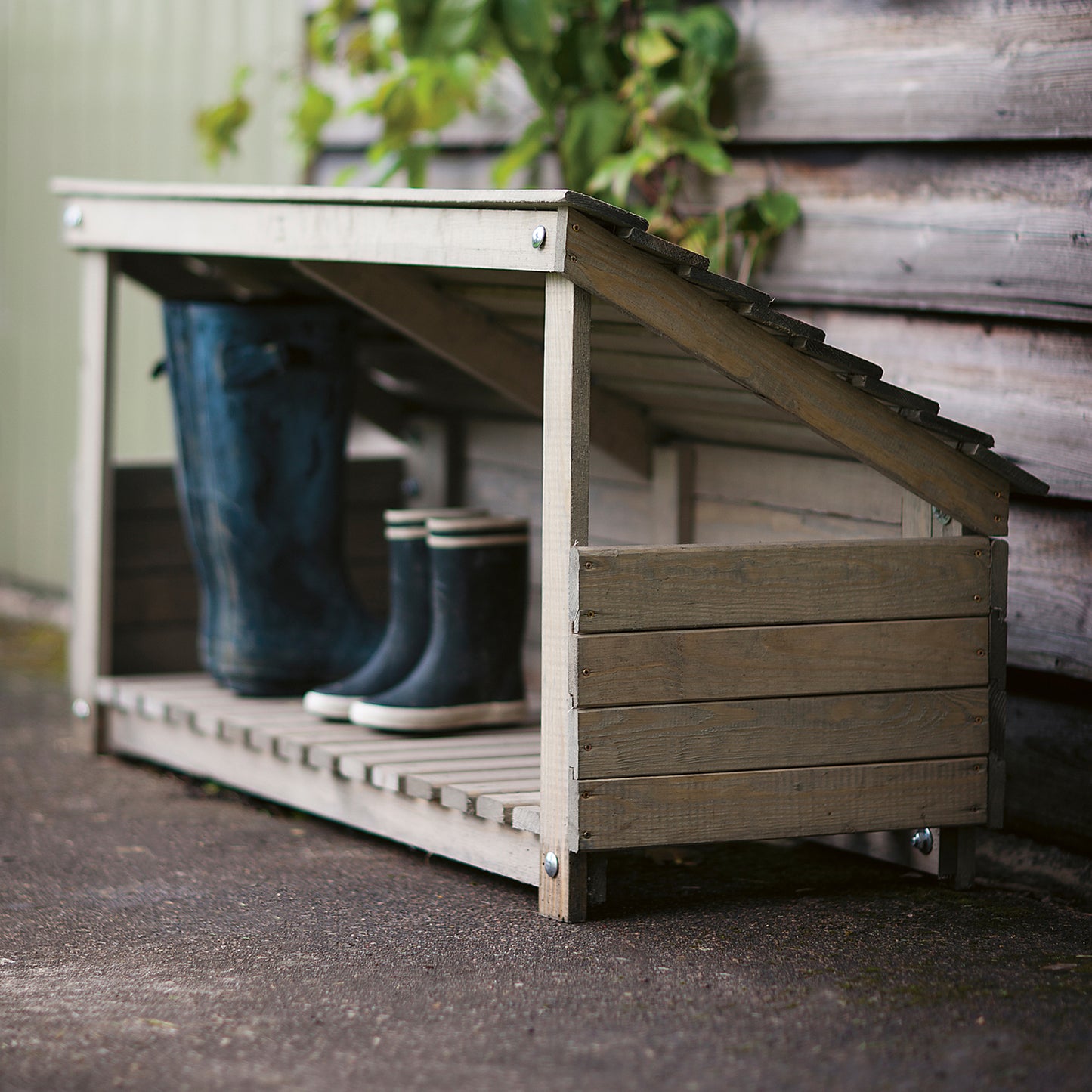 Aldsworth Welly Store Spruce by Garden Trading