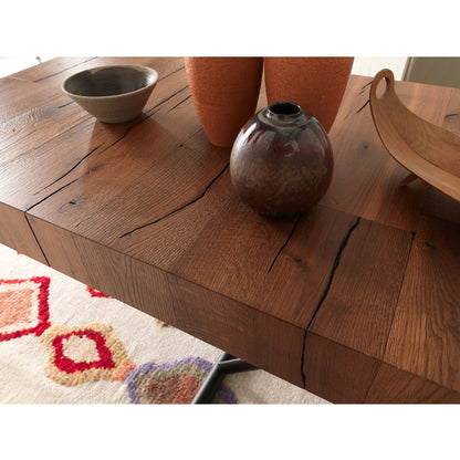 Double convertible table by Altacom close-up of wooden tabletop showing texture, thickness and natural finish detail