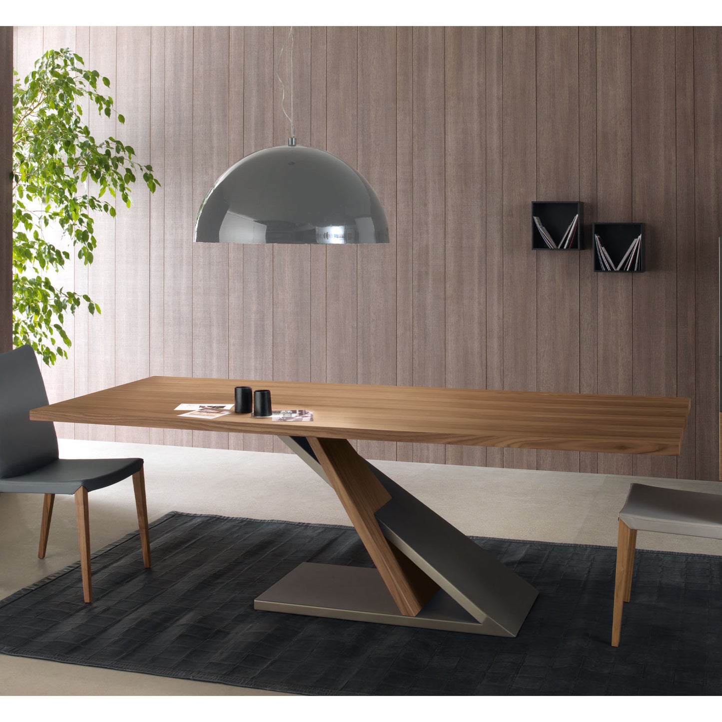 Zed Table by Compar