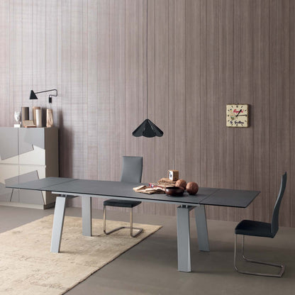 Frau Elegant Italian extending dining table