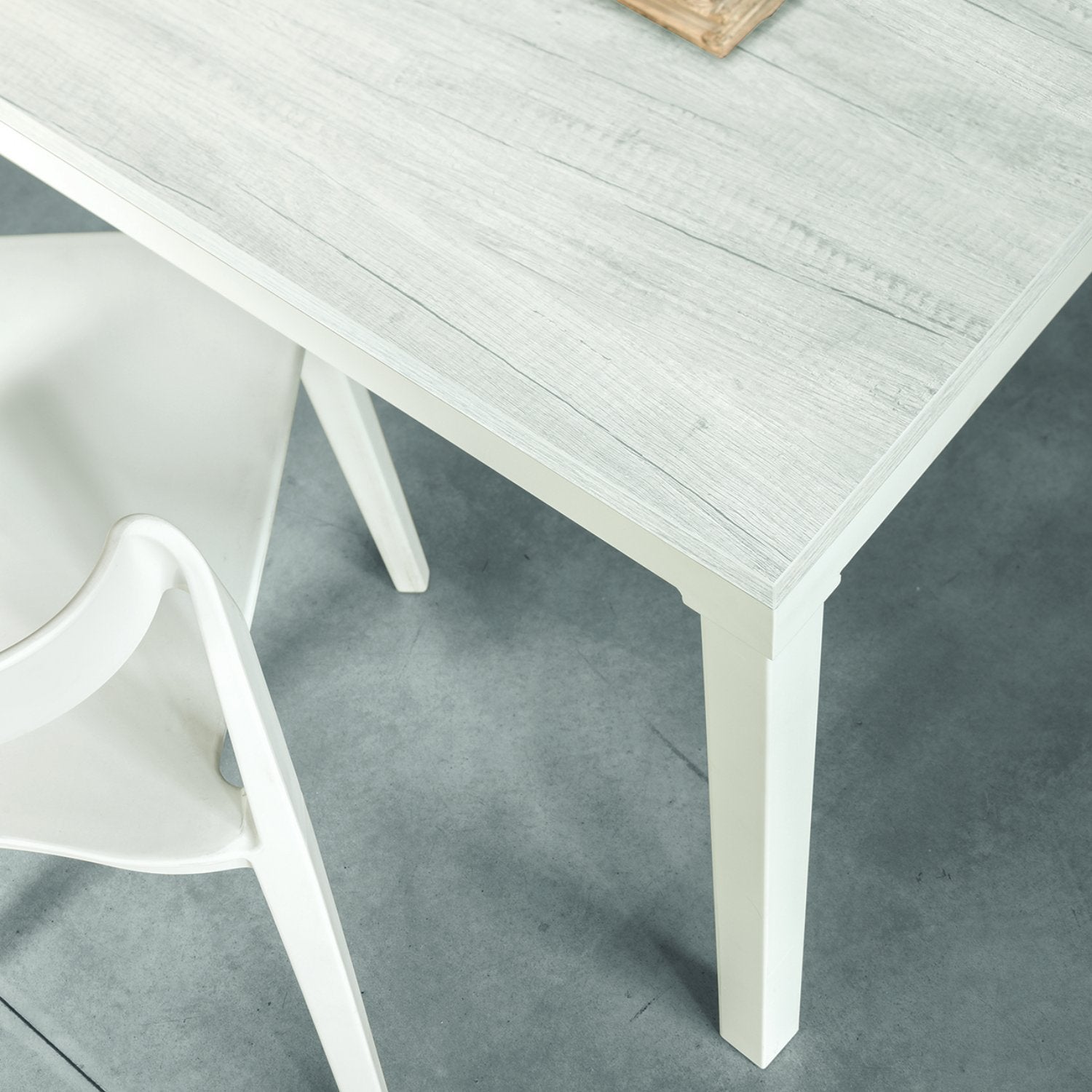 Perigeo extending dining table by Target Point