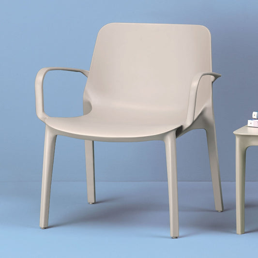 SCAB Hug armchair in linen white displayed in a contemporary setting, featuring integrated armrests and a recycled technopolymer shell for stylish indoor and outdoor dining, Made in Italy