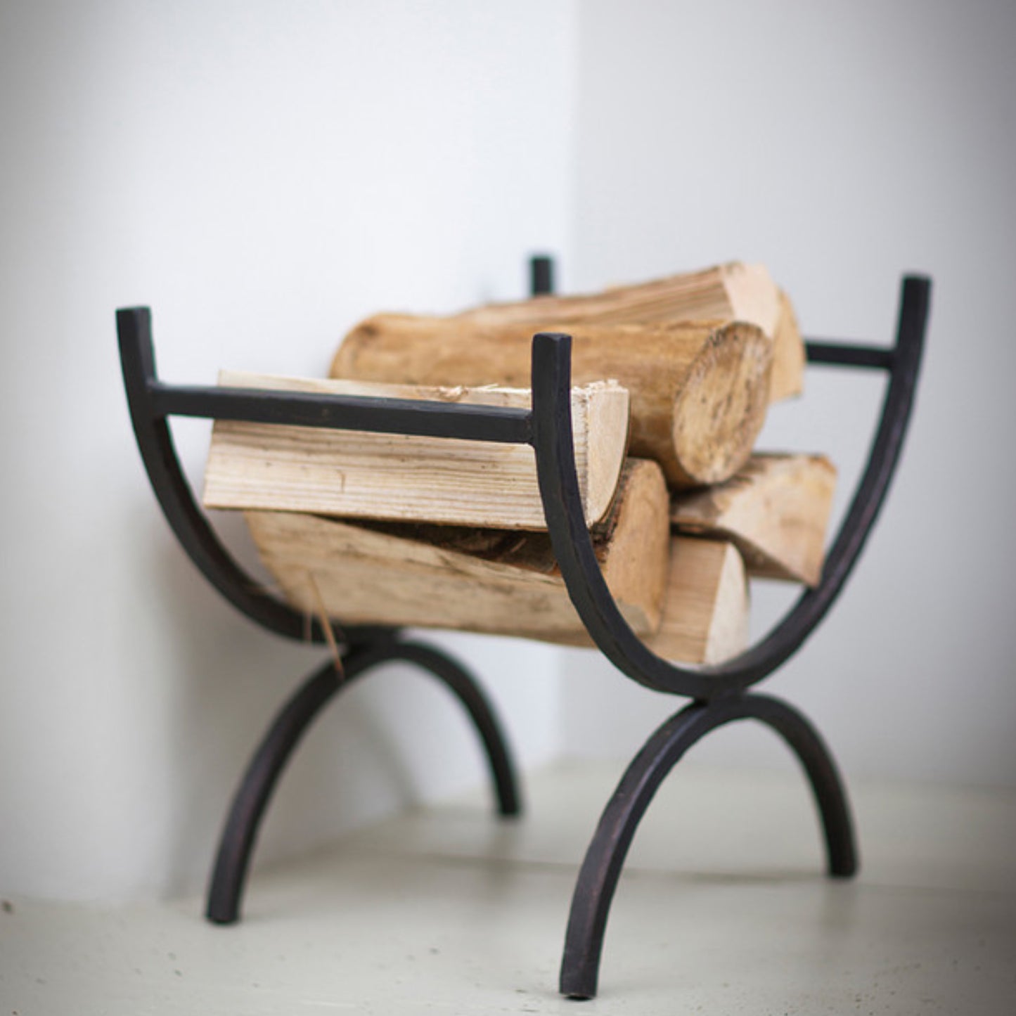 Small Log Holder by Garden Trading - Wrought Iron